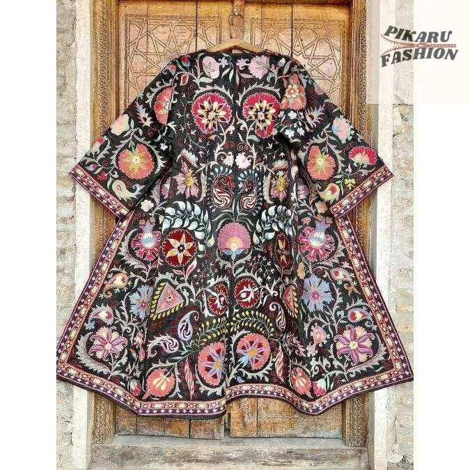 Bohemian Floral Embroidered Kimono Coat – Black Suzan Style