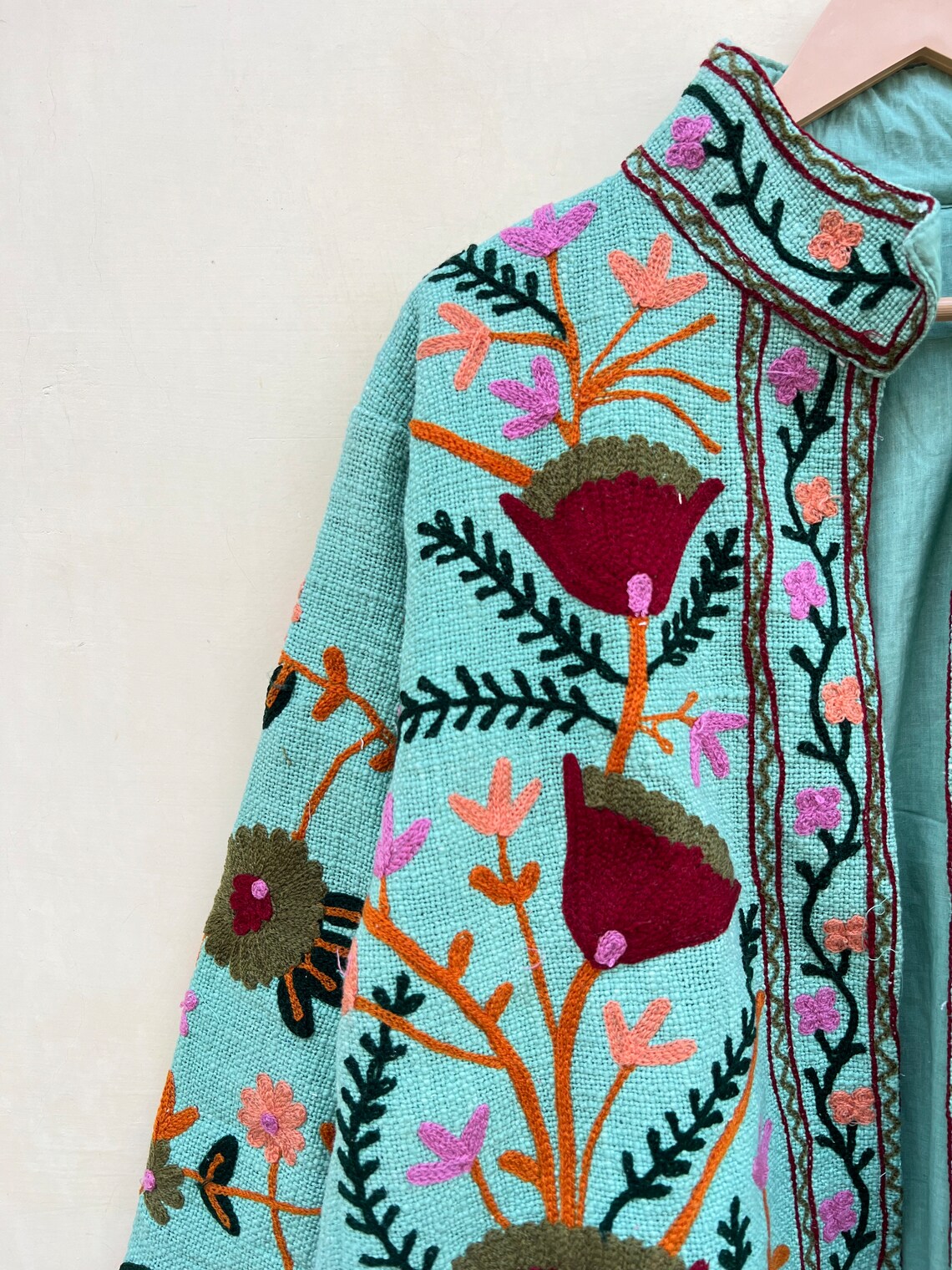 Handmade Suzani Embroidery Jacket, Winter Wear Jacket Coat, Womens Coat, Suzani Short Jacket, TNT Fabric Suzani Jacket, Robe, Gift For Her