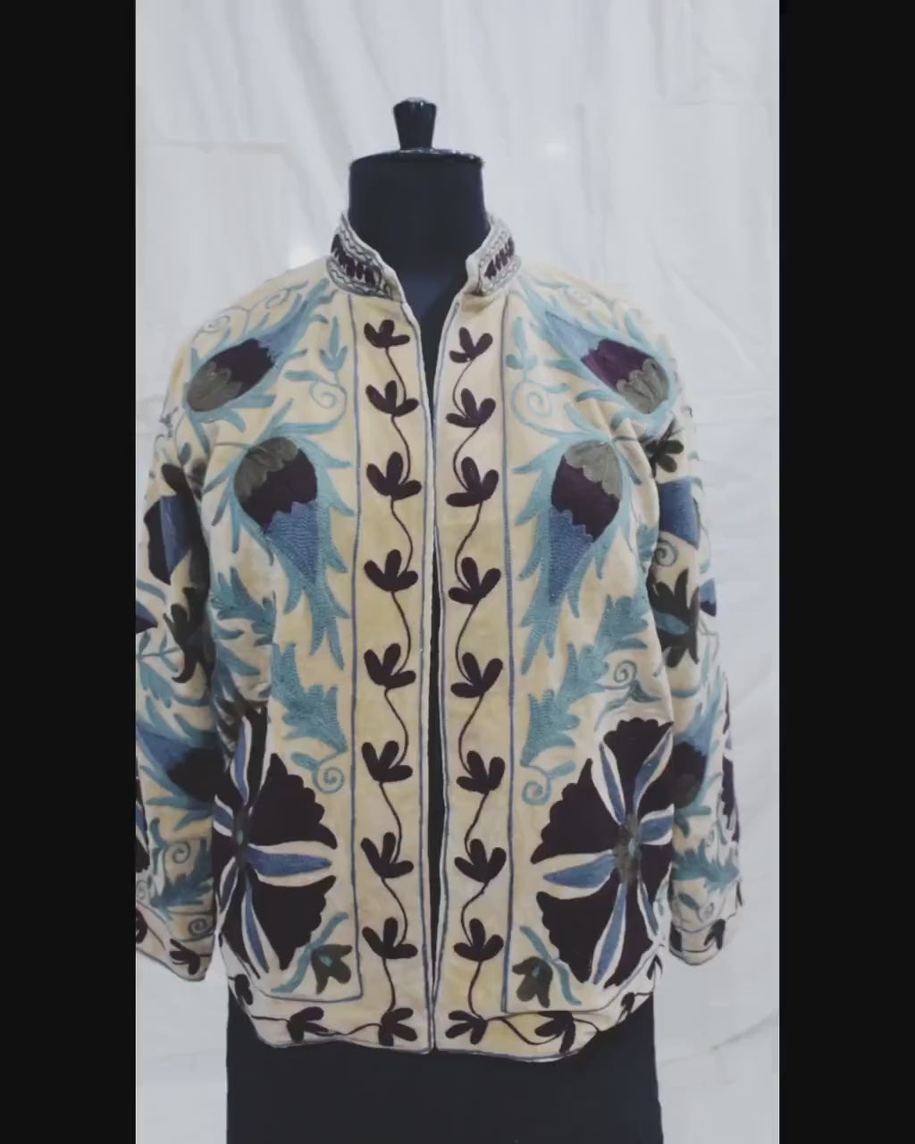 Handcrafted Kashmiri Embroidered Wool Jacket – Beige & Blue Floral Pattern - PIKARU FASHION